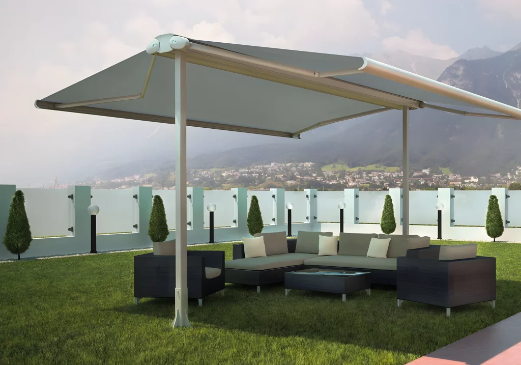Freistehende Markise Duo-Excellino in einem modernen Terrassengarten